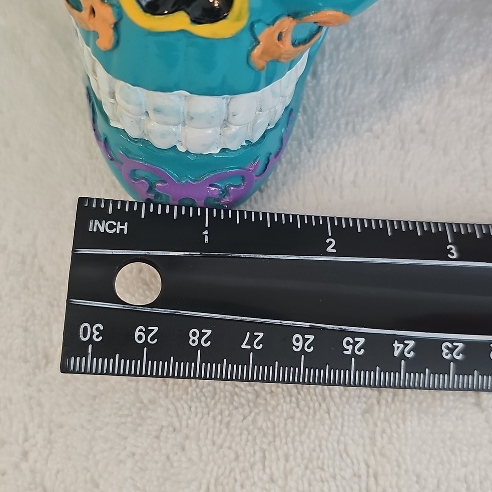New 2 Skull Decor Halloween Day Of The Dead Colorful 4.2" Skulls Purple & Teal - Picture 11 of 11